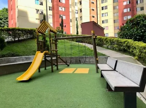 Apartmán Zona Rosa De Medellin, Ubicacion Central Cerca De Centros Comerciales Y Tranvia Del Metro
