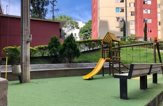 Zona Rosa De Medellin, Ubicacion Central Cerca De Centros Comerciales Y Tranvia Del Metro 0*,