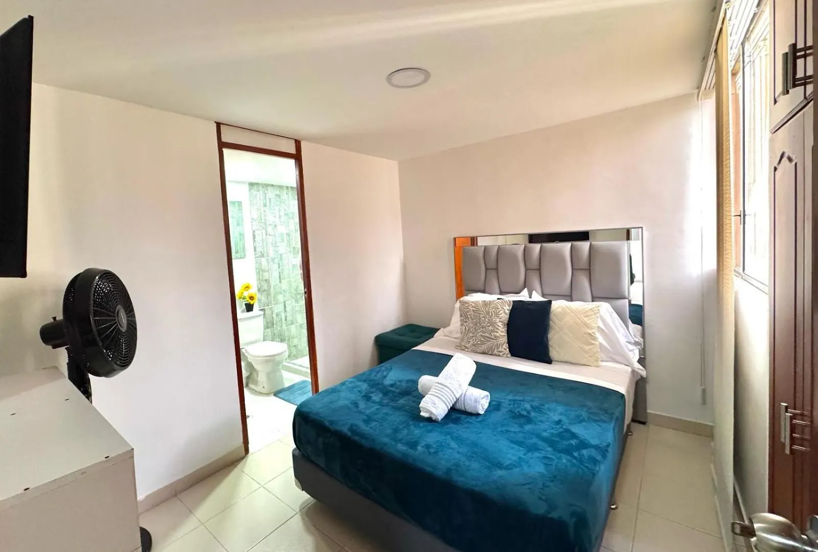 Apartmán Zona Rosa De Medellin, Ubicacion Central Cerca De Centros Comerciales Y Tranvia Del Metro Kolumbie